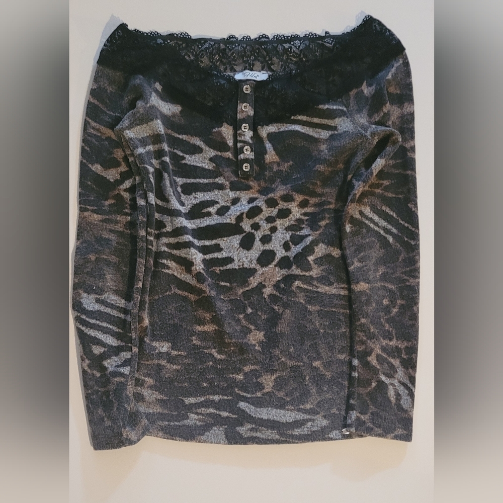 Women's Top